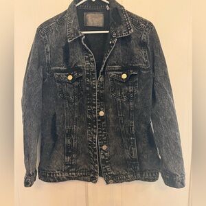 Refuge Denim and Jean jacket Size Medium